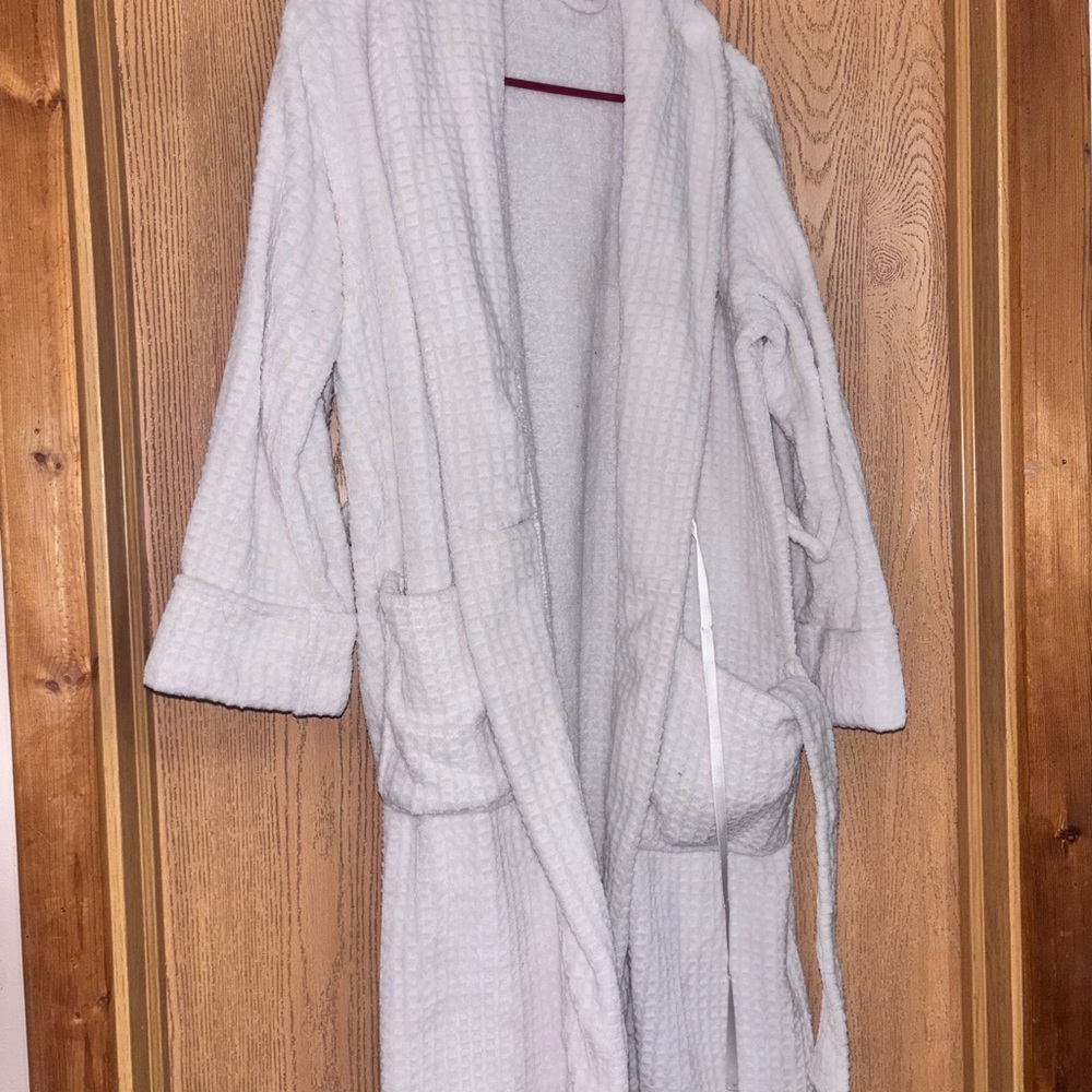 Cozy White Textured Robe
